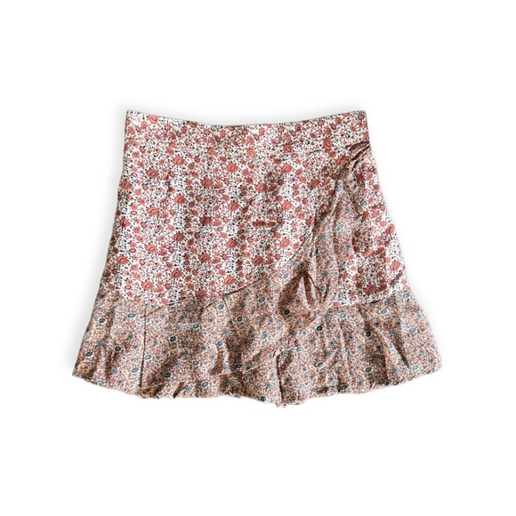 Sim & Sam mini skirt ruffle small stretch waist - Picture 1 of 5